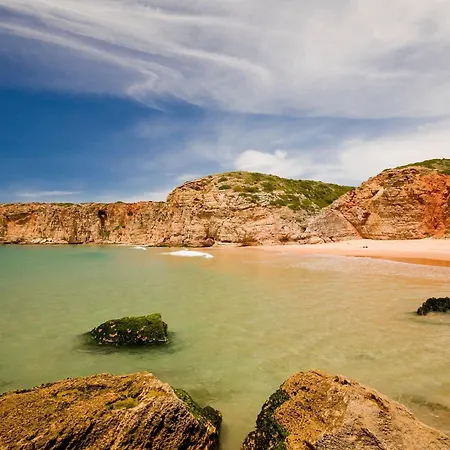 Residencia Julio Сагреш