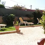 Casa de hóspedes Residencia Julio 4*