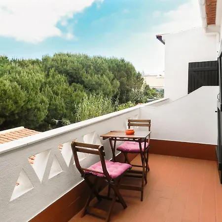 ゲストハウス Residencia Julio 4*