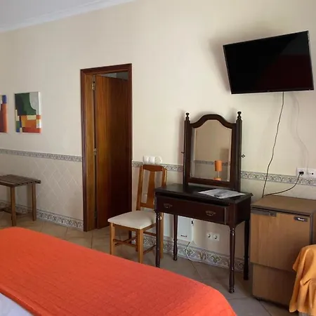 Residencia Julio 게스트하우스 사그레스