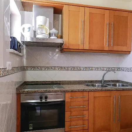 Residencia Julio 게스트하우스 4*