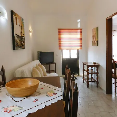 Residencia Julio 게스트하우스 4*